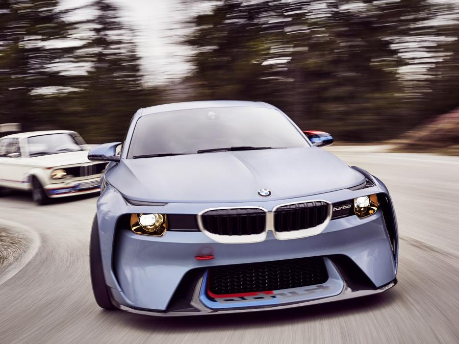  BMW 2002 Hommage Concept 2016 года  (фото 14 из 18)